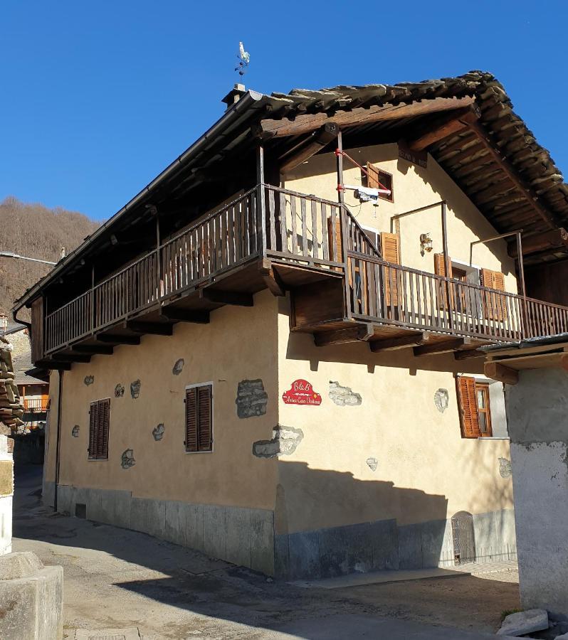 Bed and Breakfast Antica Casa Occitana Sampeire Exteriér fotografie