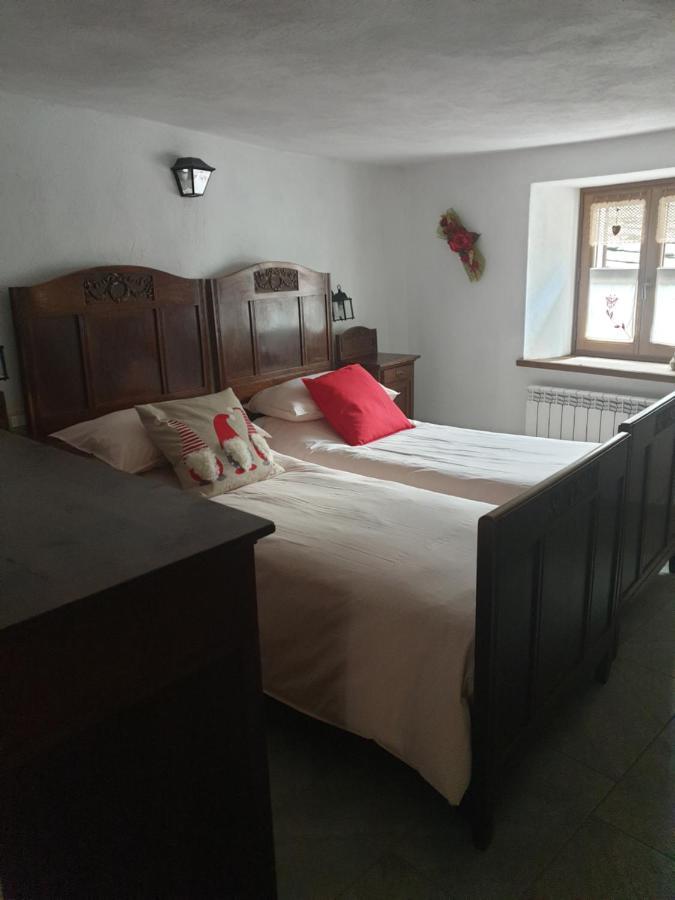 Bed and Breakfast Antica Casa Occitana Sampeire Exteriér fotografie